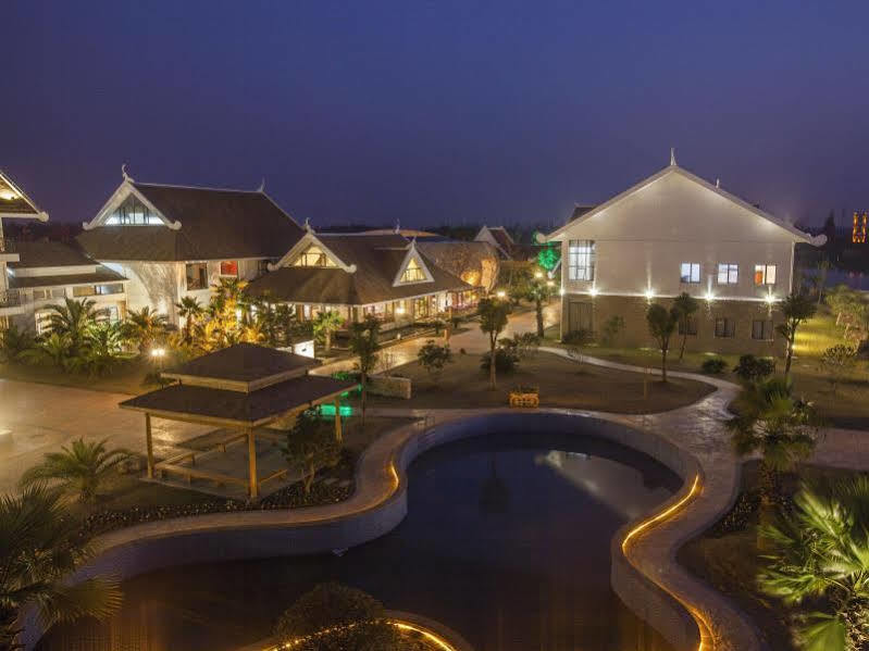 Xuelang Lake Resort Сунцзян Экстерьер фото